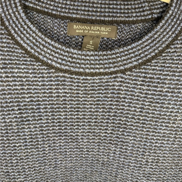 MEN’S Banana Republic Wool Blend Crew-Neck Sweater in Black & Navy, Size Small - Picture 9 of 14